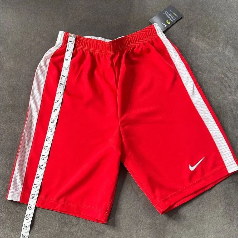 Nike Youth Unisex Red Sport Shorts Dry 894129-657 Size XL NWT